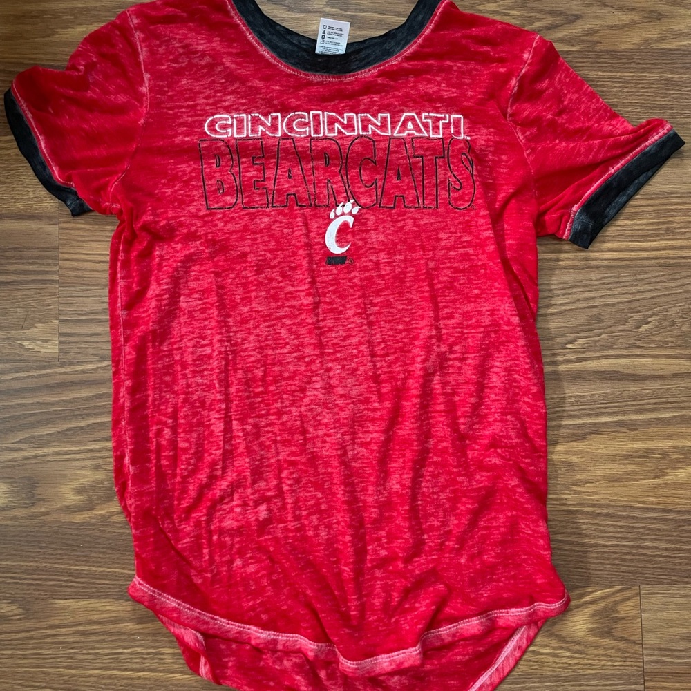 UC t shirt